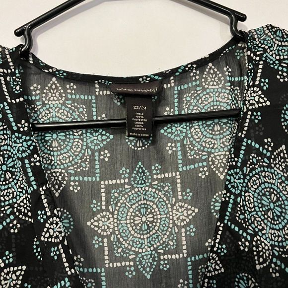 Lane Bryant Light See Through Aztec Pattern Shirt Size 22-24 - Picture 3 of 4